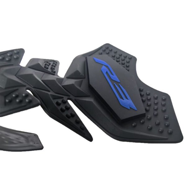 R3 Series Gas Tank Rubber Pad - Image 3